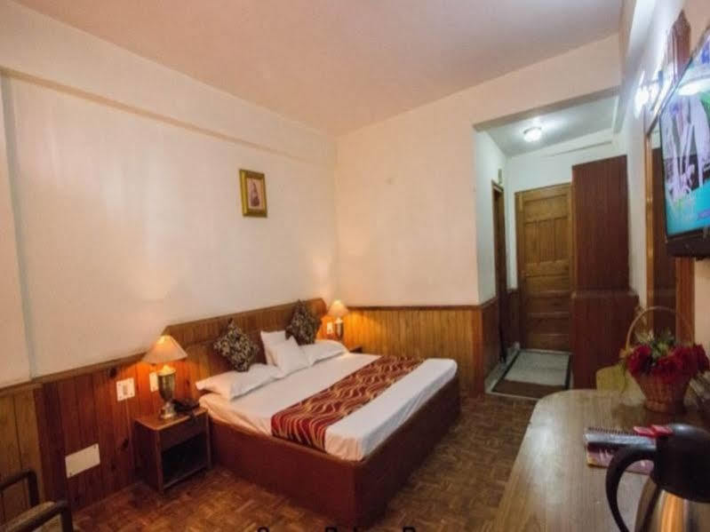 Khushboo Resorts, 4* Manali (Himachal Pradesh)